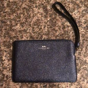 New without tags Coach wristlet